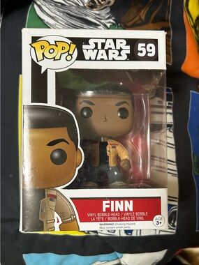 Star Wars Finn Pop! Figure - Brown, Black, Tan, Red